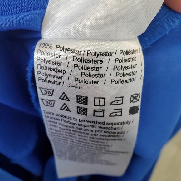 Vero Moda Blue Cropped Long Sleeve Blouse - Picture 10 of 10